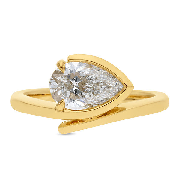 18Ct Yellow Gold Pear Lab-Grown Diamond Solitaire Ring – 1.5Ct