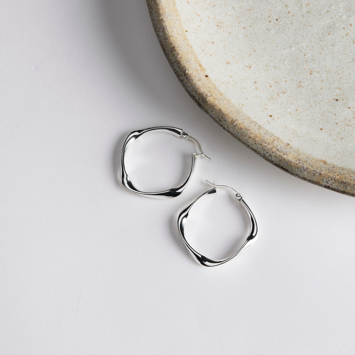 Najo Garden Of Eden Silver Hoop Earring