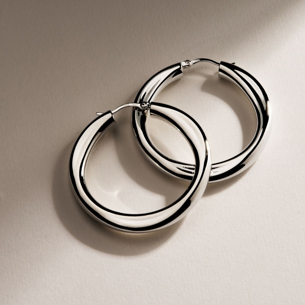 Najo Dune Hoop Earring