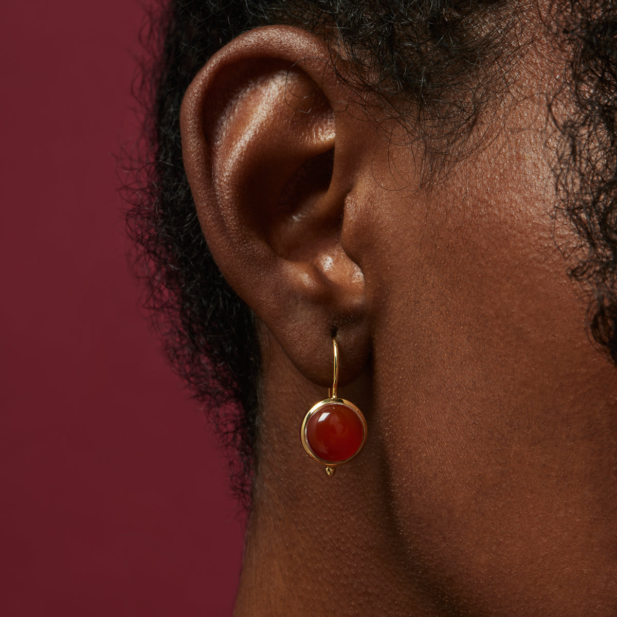 Najo Geranio Red Onyx Yellow Gold Earrings
