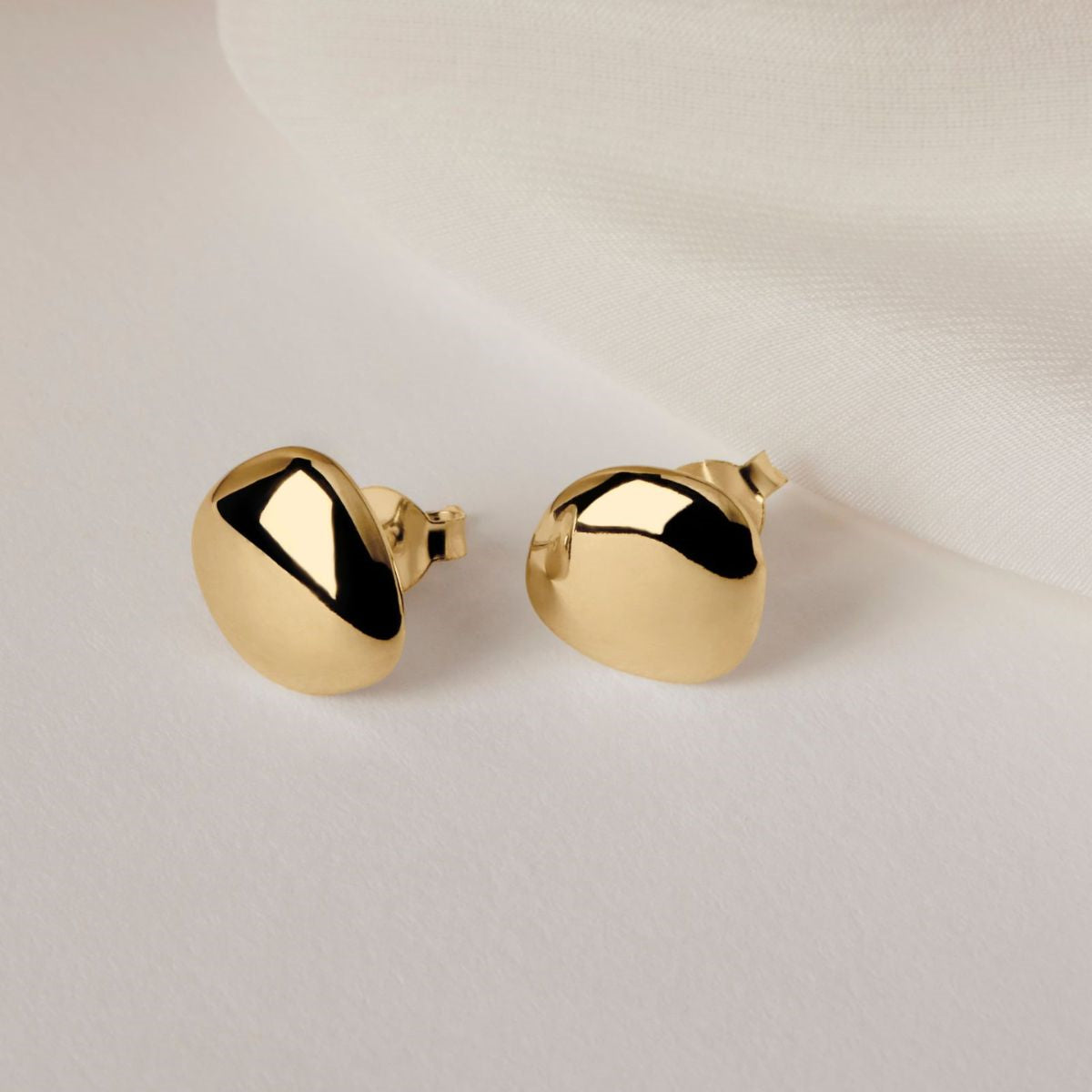 Najo Pebblet Stud Earrings