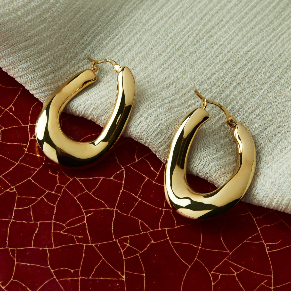 Najo Gravity Hoop Earrings