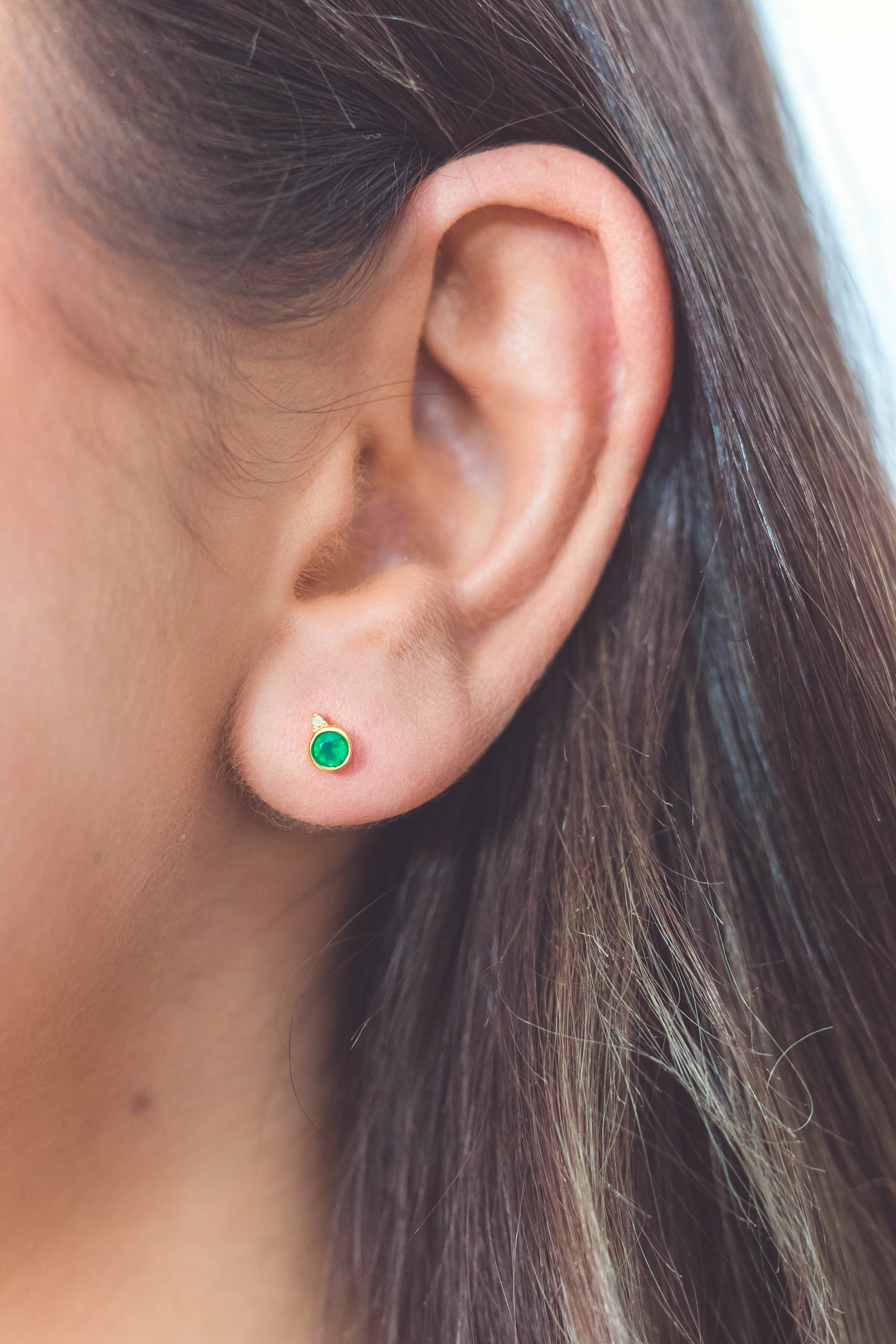 Georgini Natural Green Agate and Two Natural Diamond May Earrings in Gold