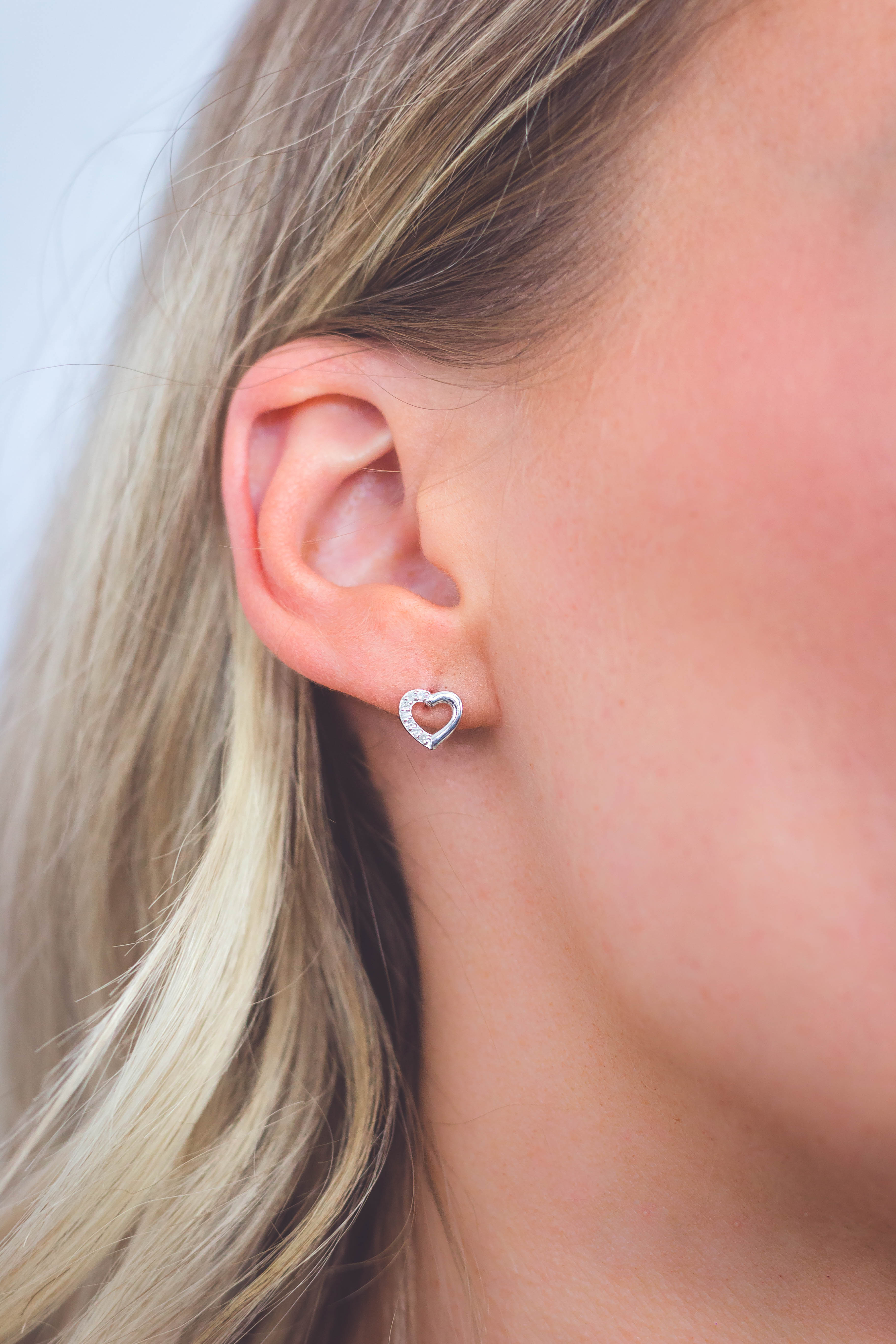 Georgini Fourteen Natural Diamond Heart Earrings in Silver